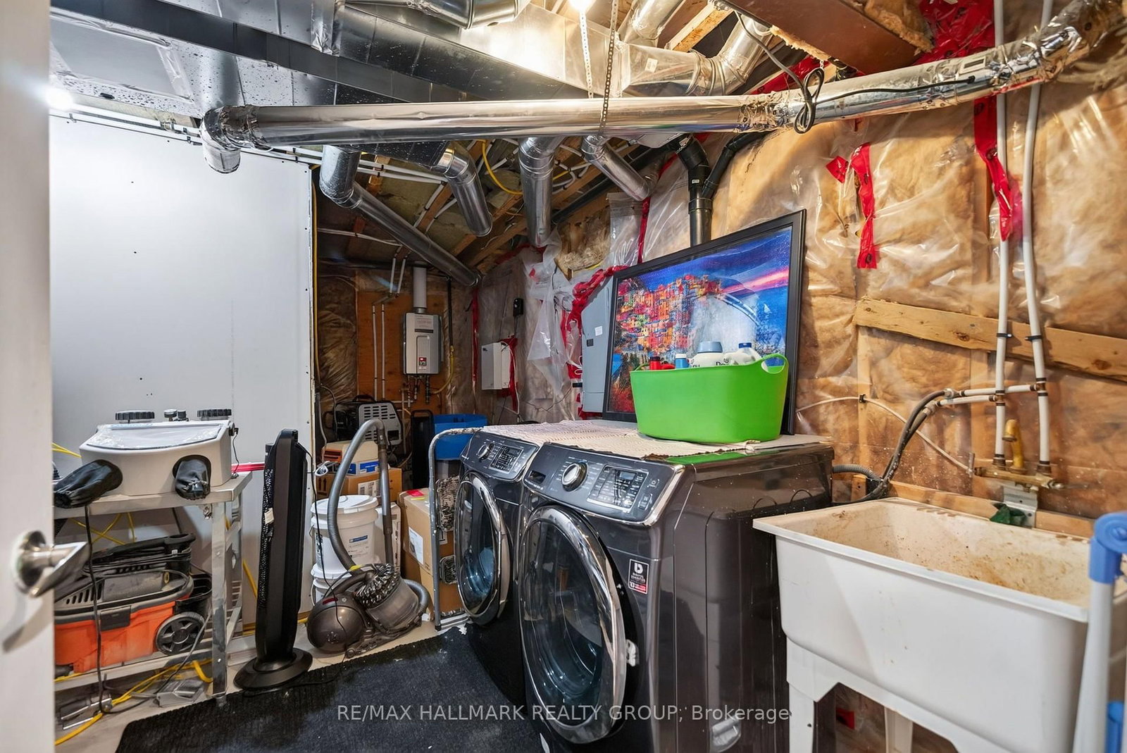 220 Enclave Walk • Ottawa, ON photo 42