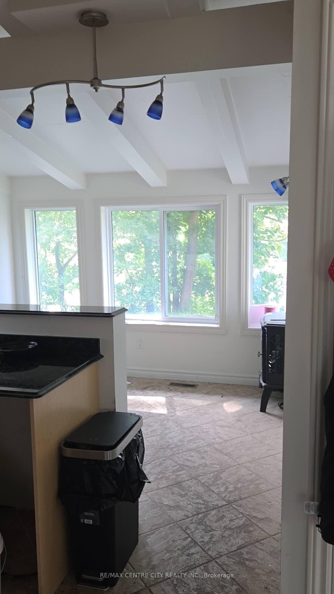 20863 WYE Creek Drive • Thames Centre, ON photo 13