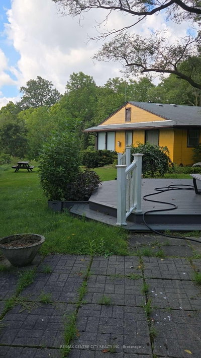 20863 WYE Creek Drive • Thames Centre, ON photo 3