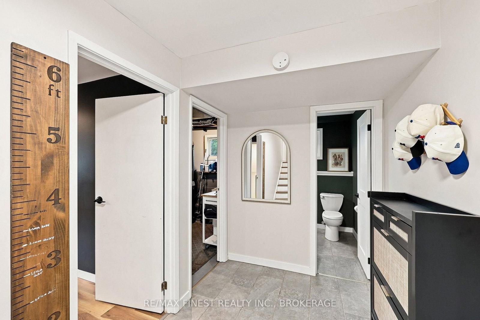 907 Pembridge Crescent • Kingston, ON photo 23