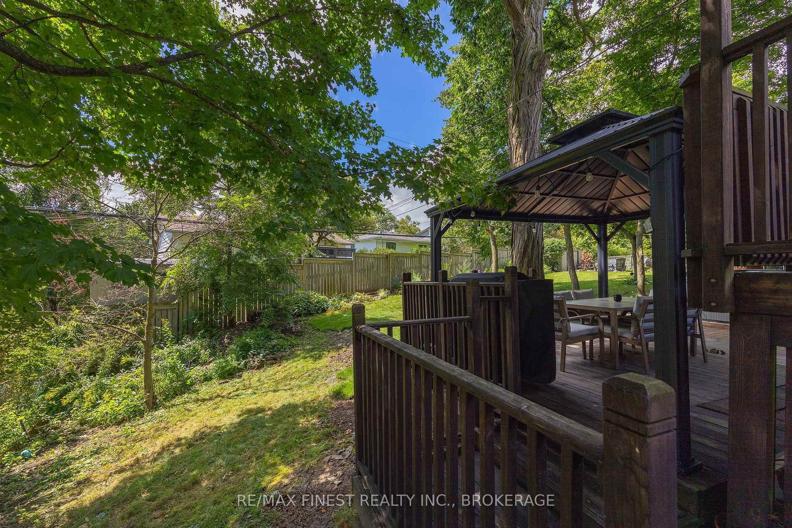 907 Pembridge Crescent • Kingston, ON photo 32