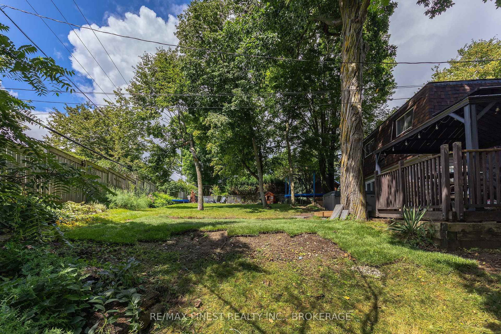 907 Pembridge Crescent • Kingston, ON photo 33