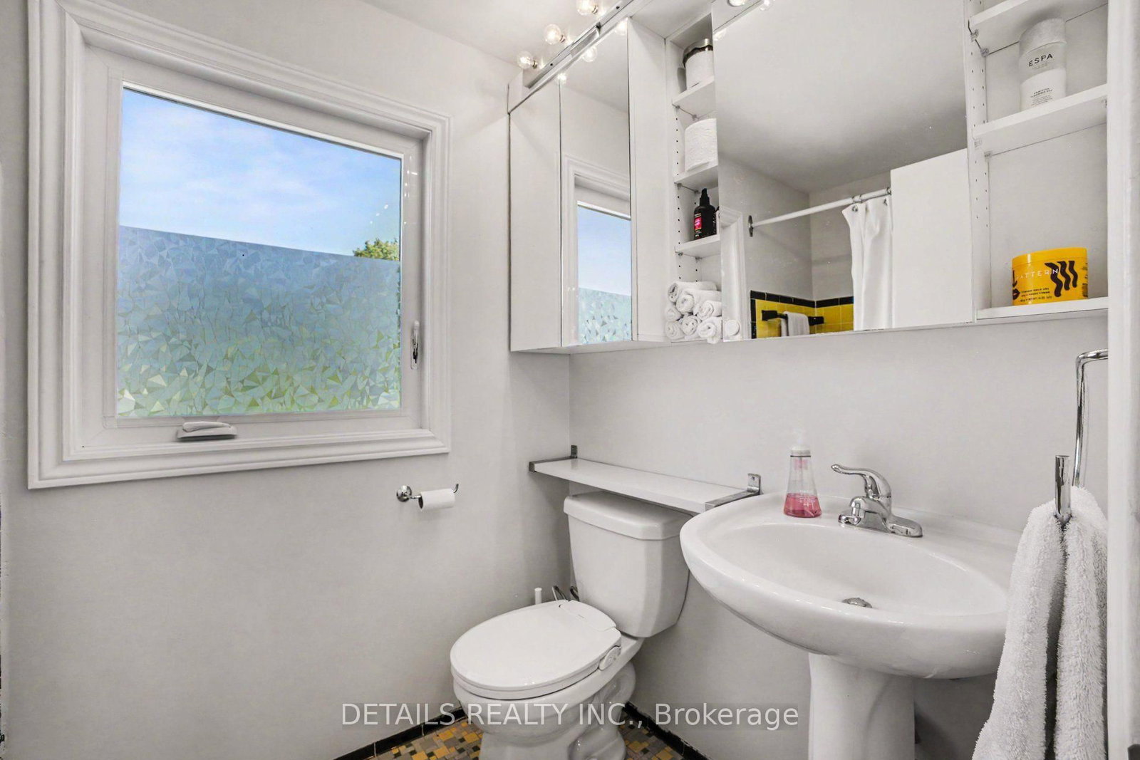 1233 Checkers Road • Ottawa, ON photo 11