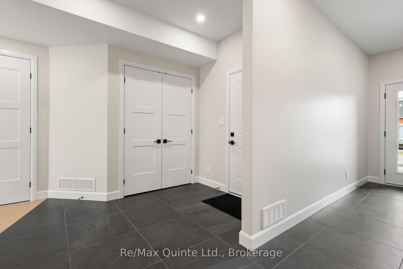 12 Stinson Avenue • Belleville, ON photo 21