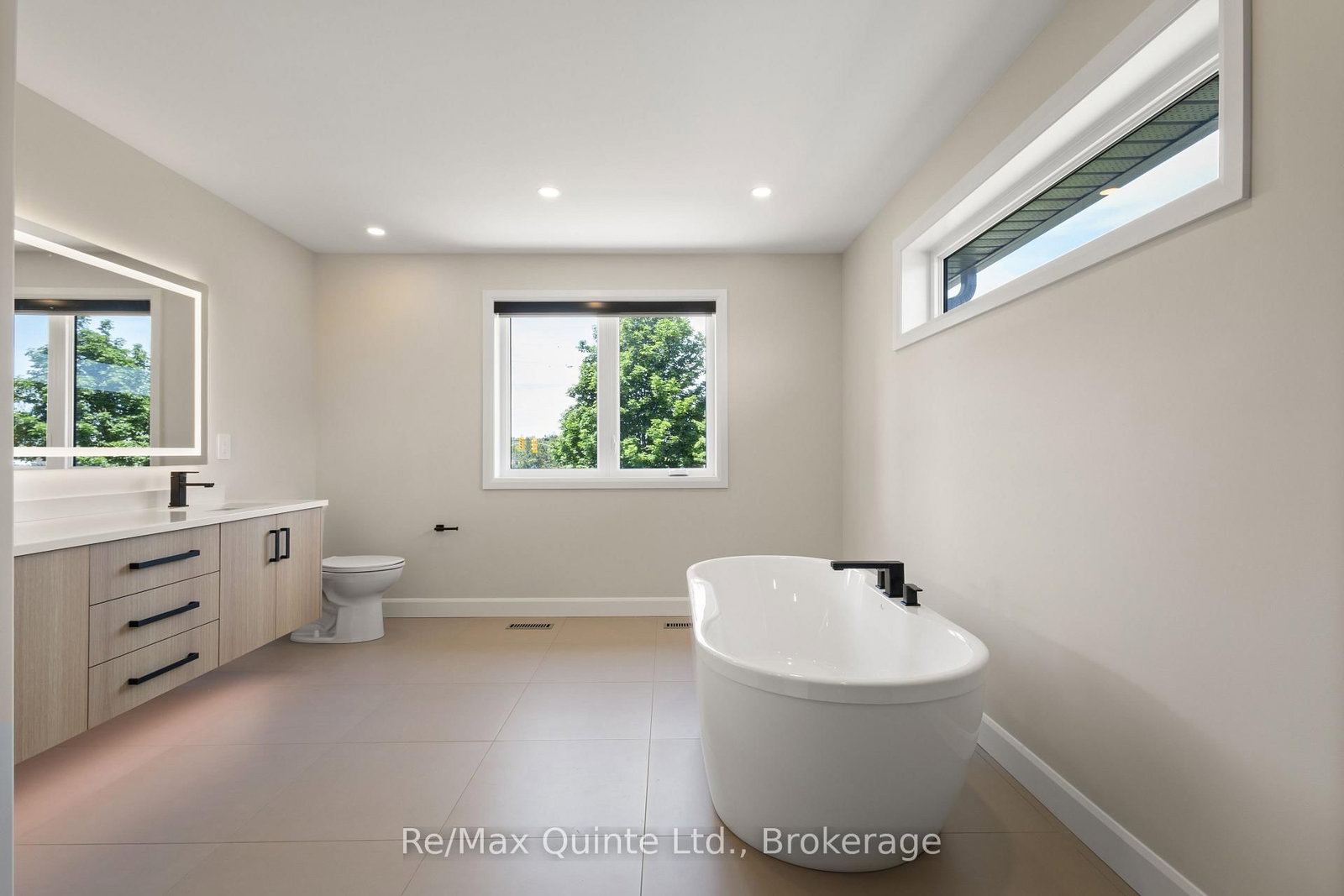 12 Stinson Avenue • Belleville, ON photo 35