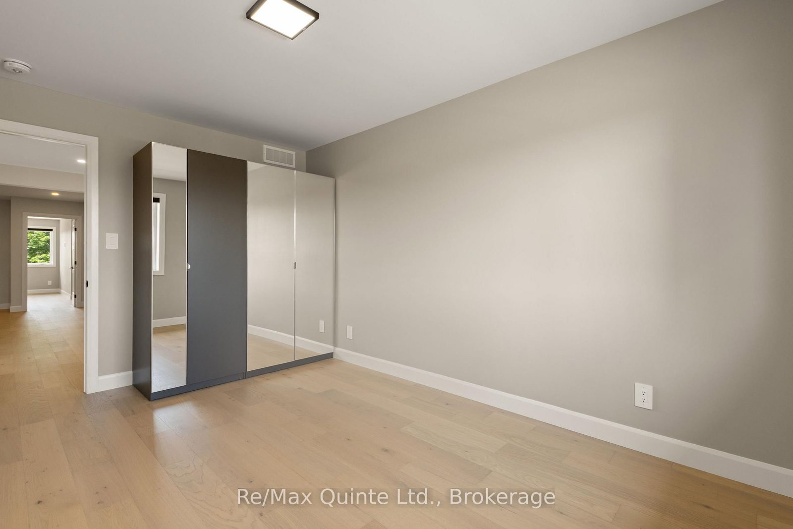 12 Stinson Avenue • Belleville, ON photo 37