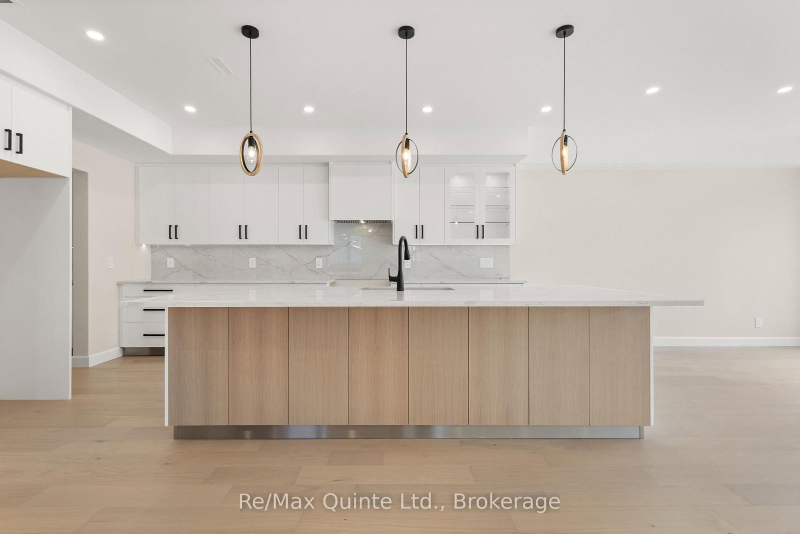 12 Stinson Avenue • Belleville, ON photo 9