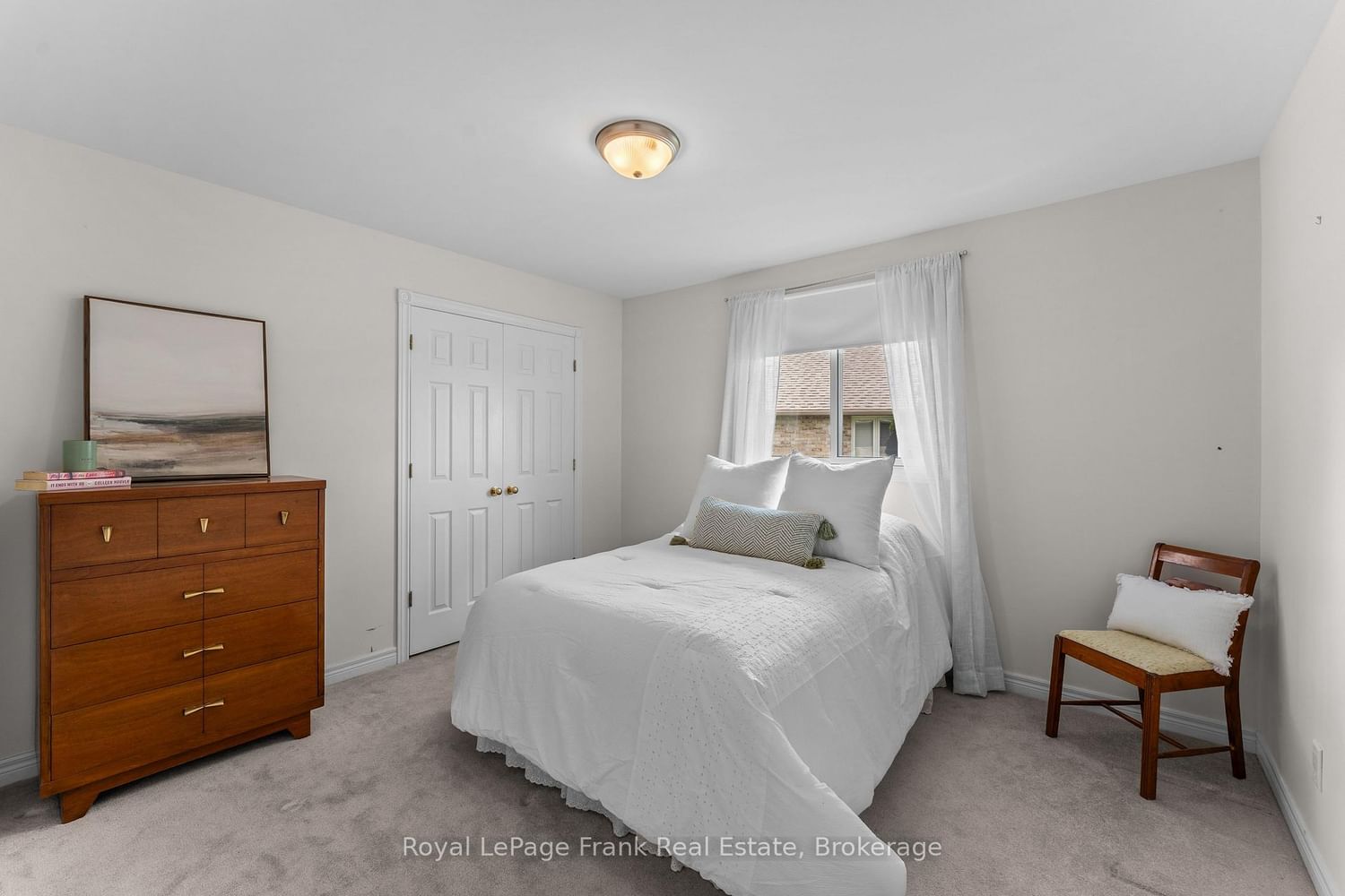 18 Matthews Court • Peterborough, ON photo 25