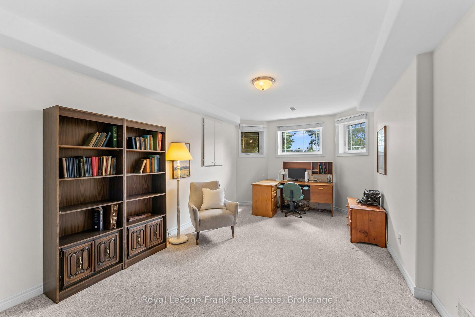18 Matthews Court • Peterborough, ON photo 28