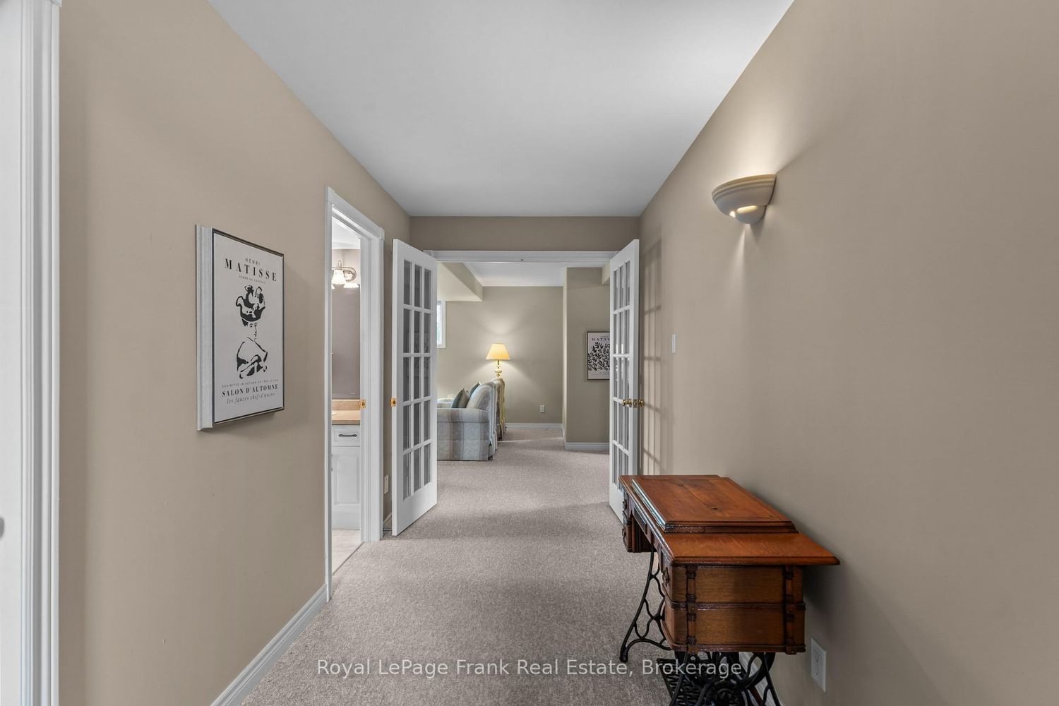 18 Matthews Court • Peterborough, ON photo 32