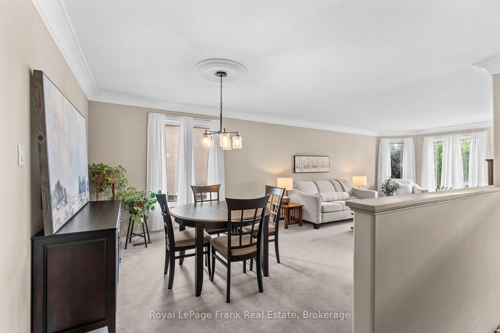 18 Matthews Court • Peterborough, ON photo 9