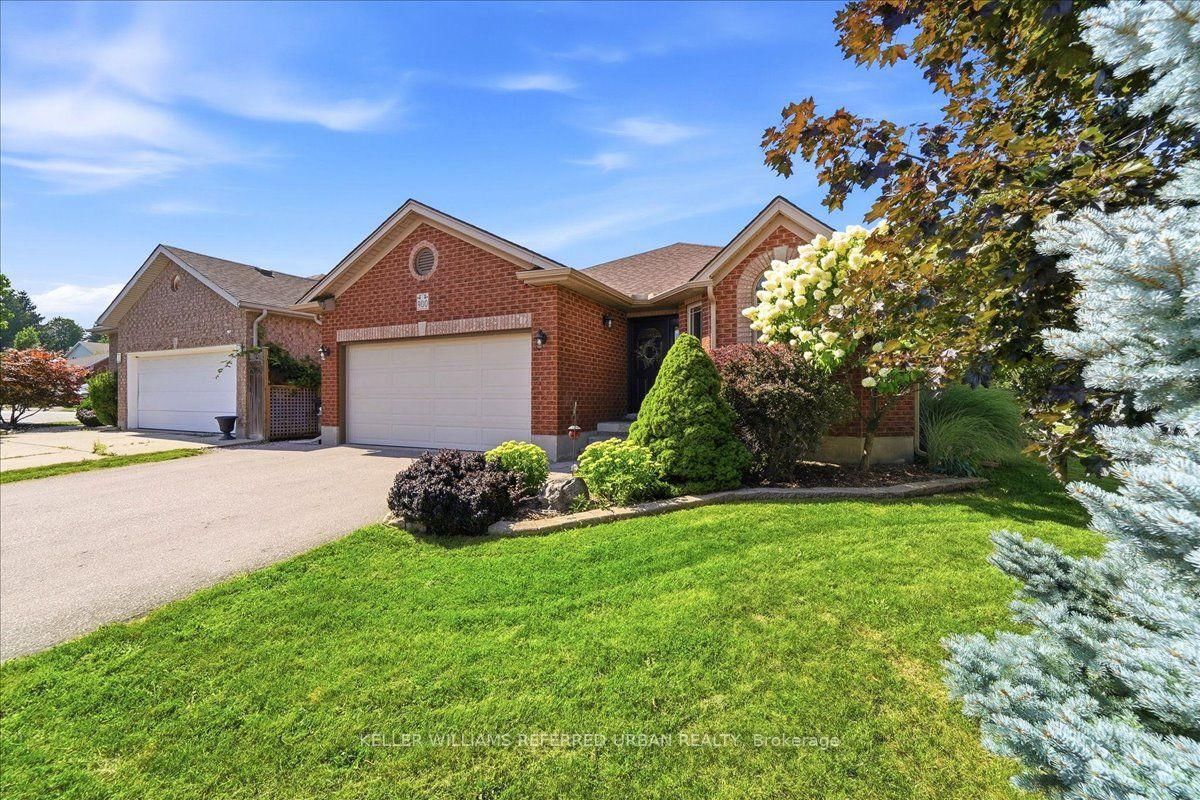 900 Keewatin Place • Kitchener, ON photo 3