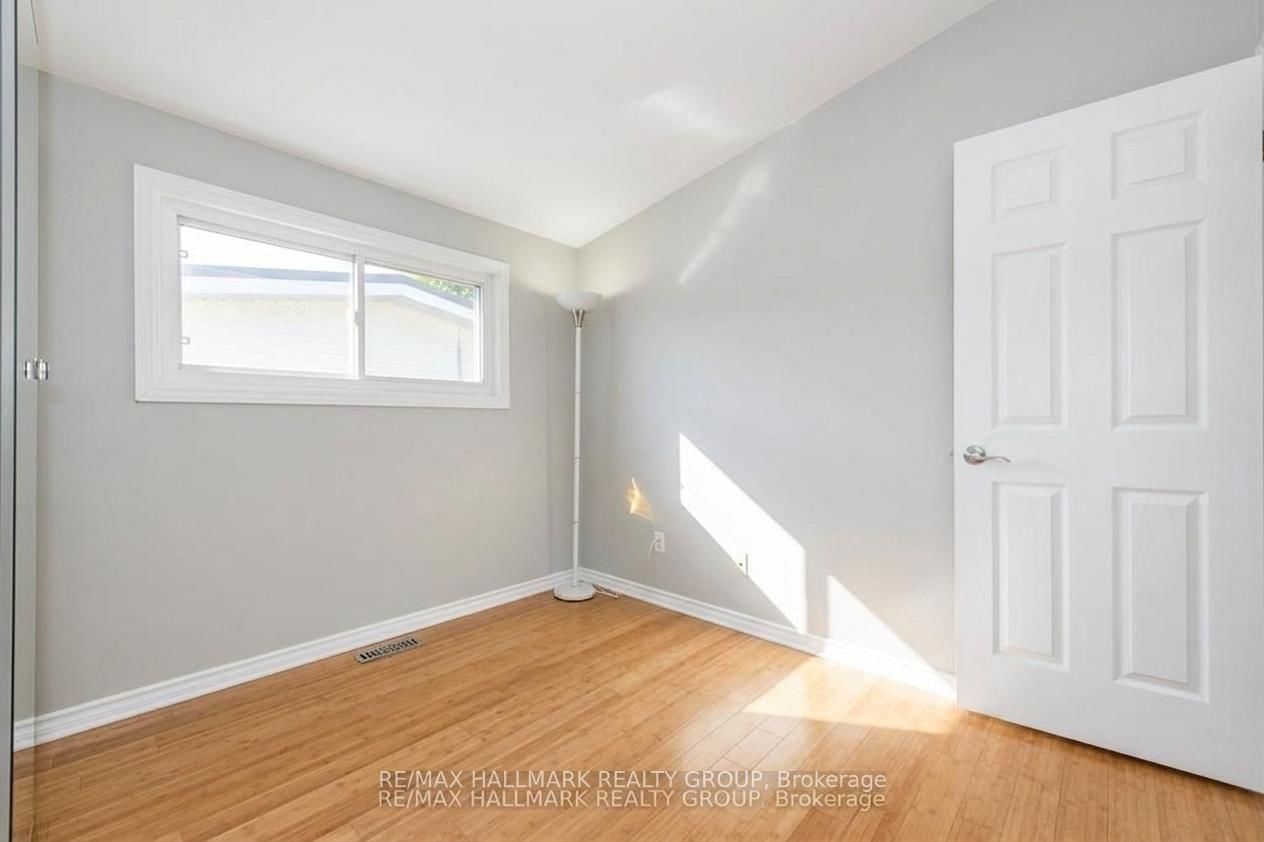 2223 Halifax Drive • Ottawa, ON photo 17