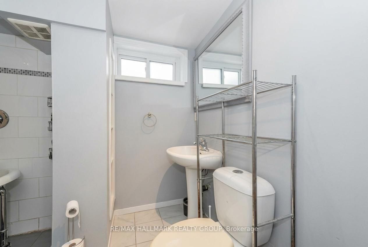 2223 Halifax Drive • Ottawa, ON photo 38