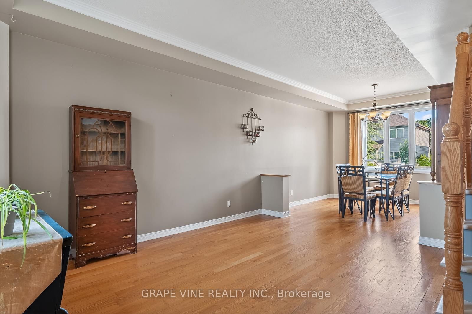 175 Allanford Avenue • Ottawa, ON photo 6