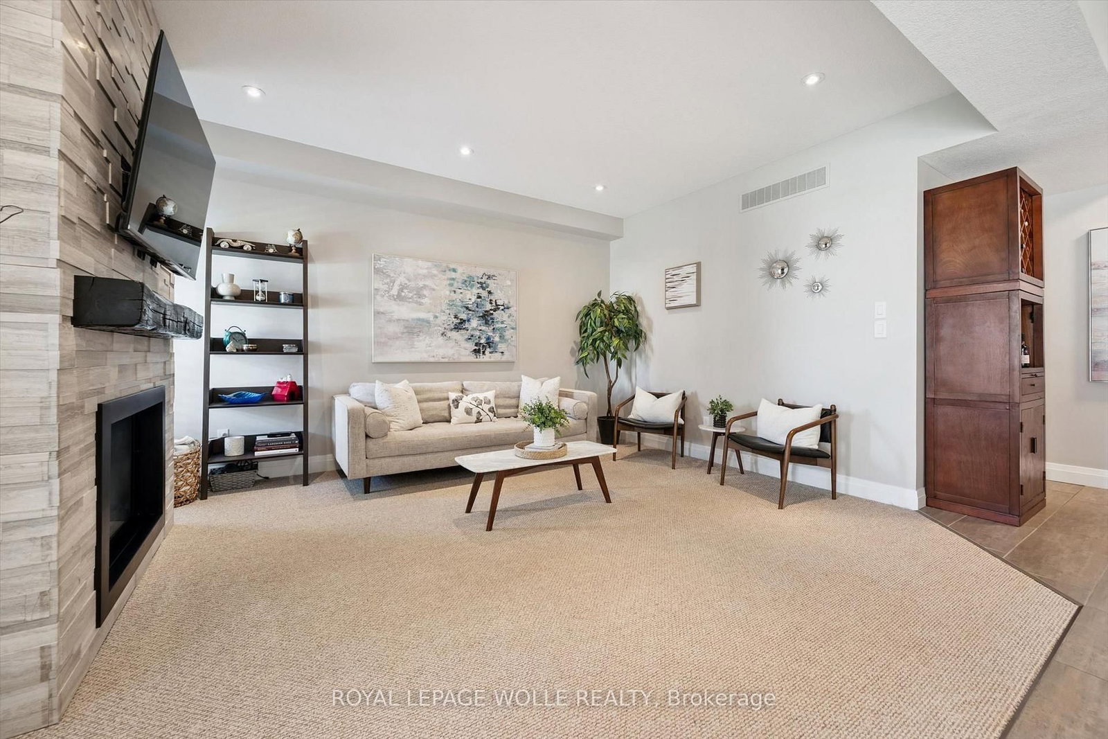941 Eden Oak Court • Kitchener, ON photo 10