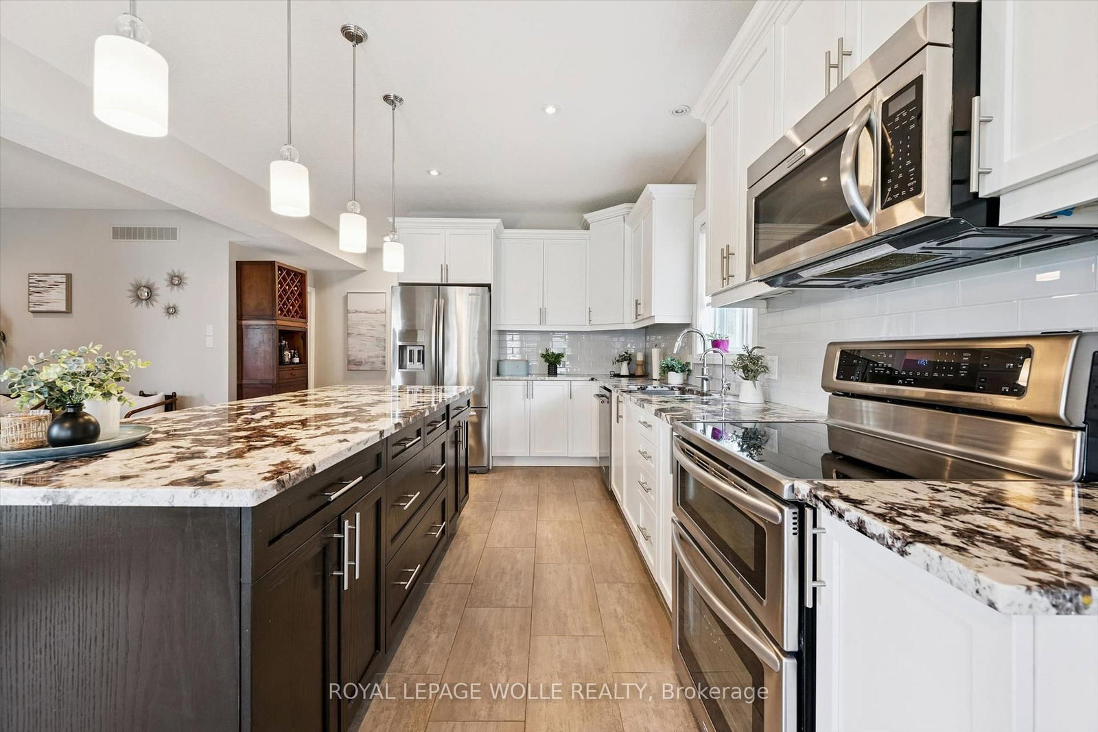 941 Eden Oak Court • Kitchener, ON photo 17