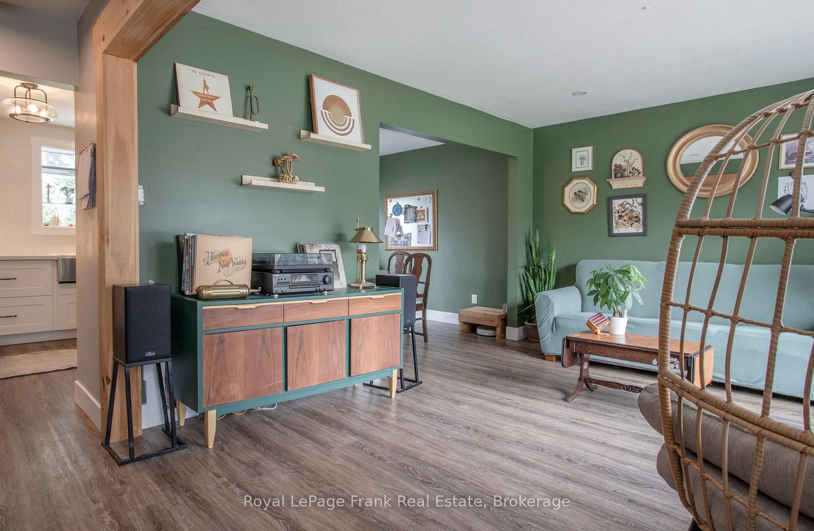 10 Chickadee Court • Kawartha Lakes, ON photo 11