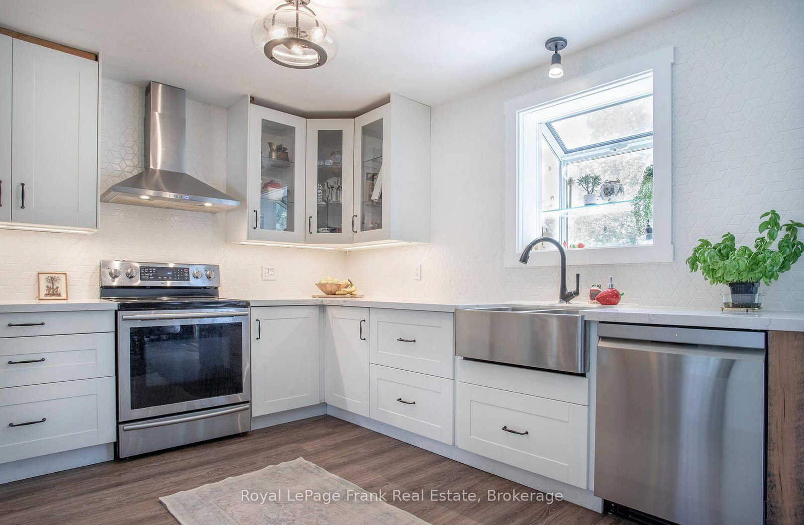 10 Chickadee Court • Kawartha Lakes, ON photo 17