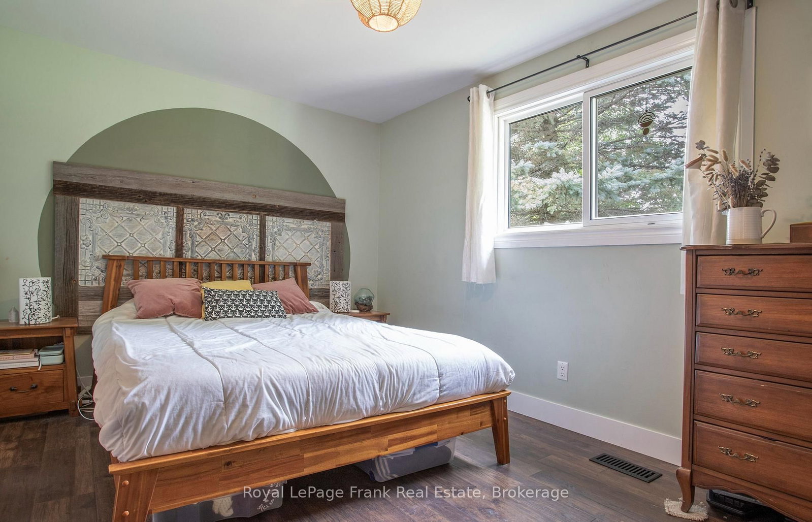 10 Chickadee Court • Kawartha Lakes, ON photo 19