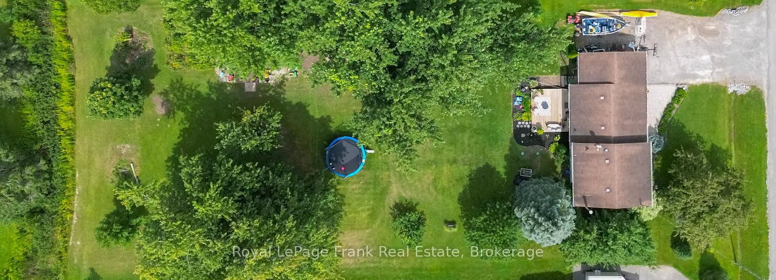 10 Chickadee Court • Kawartha Lakes, ON photo 5