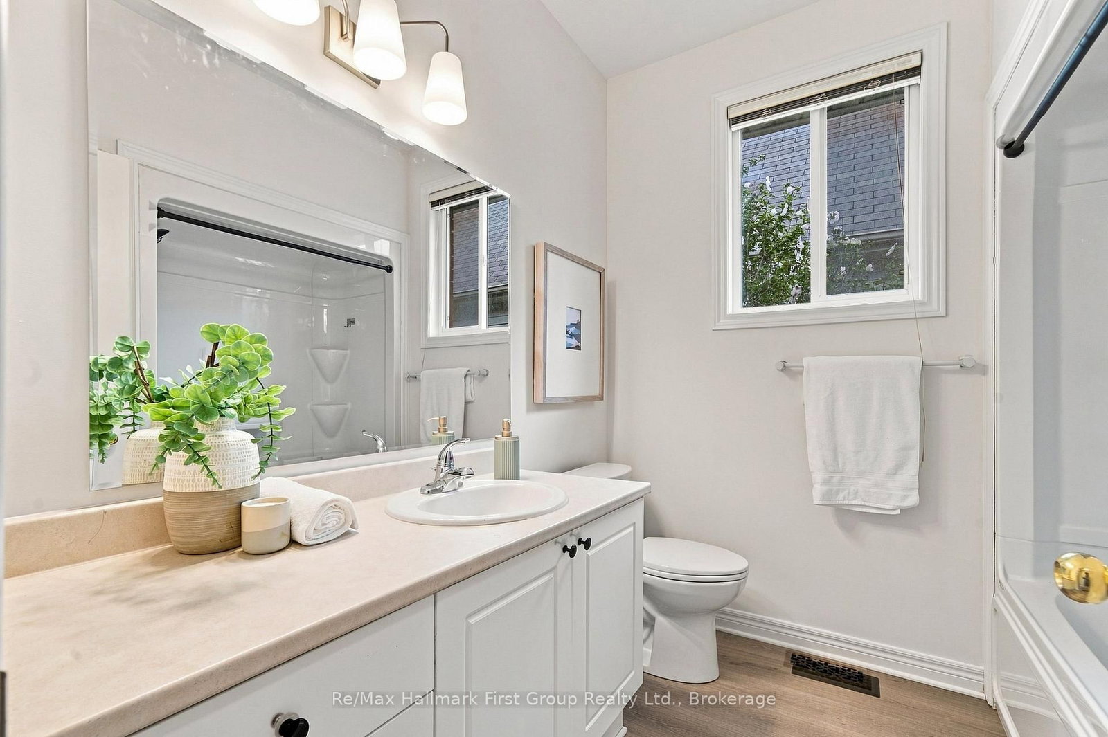777 Prince of Wales Drive • Cobourg, ON photo 17