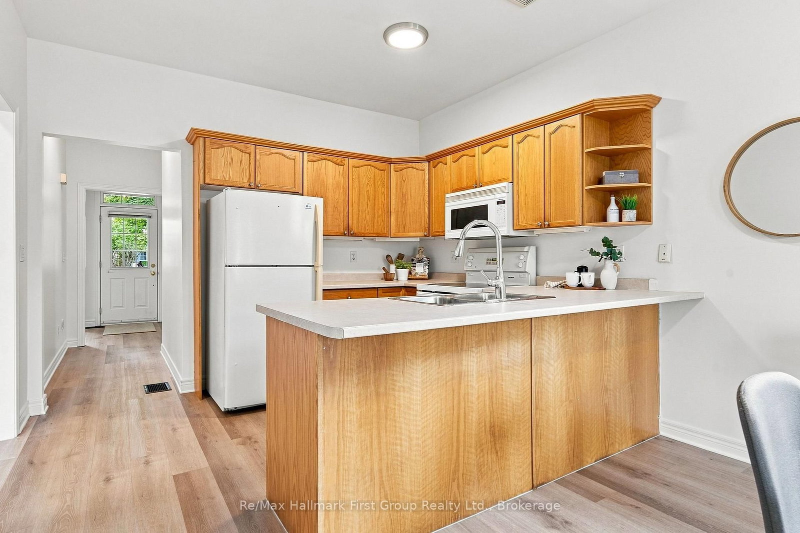 777 Prince of Wales Drive • Cobourg, ON photo 9