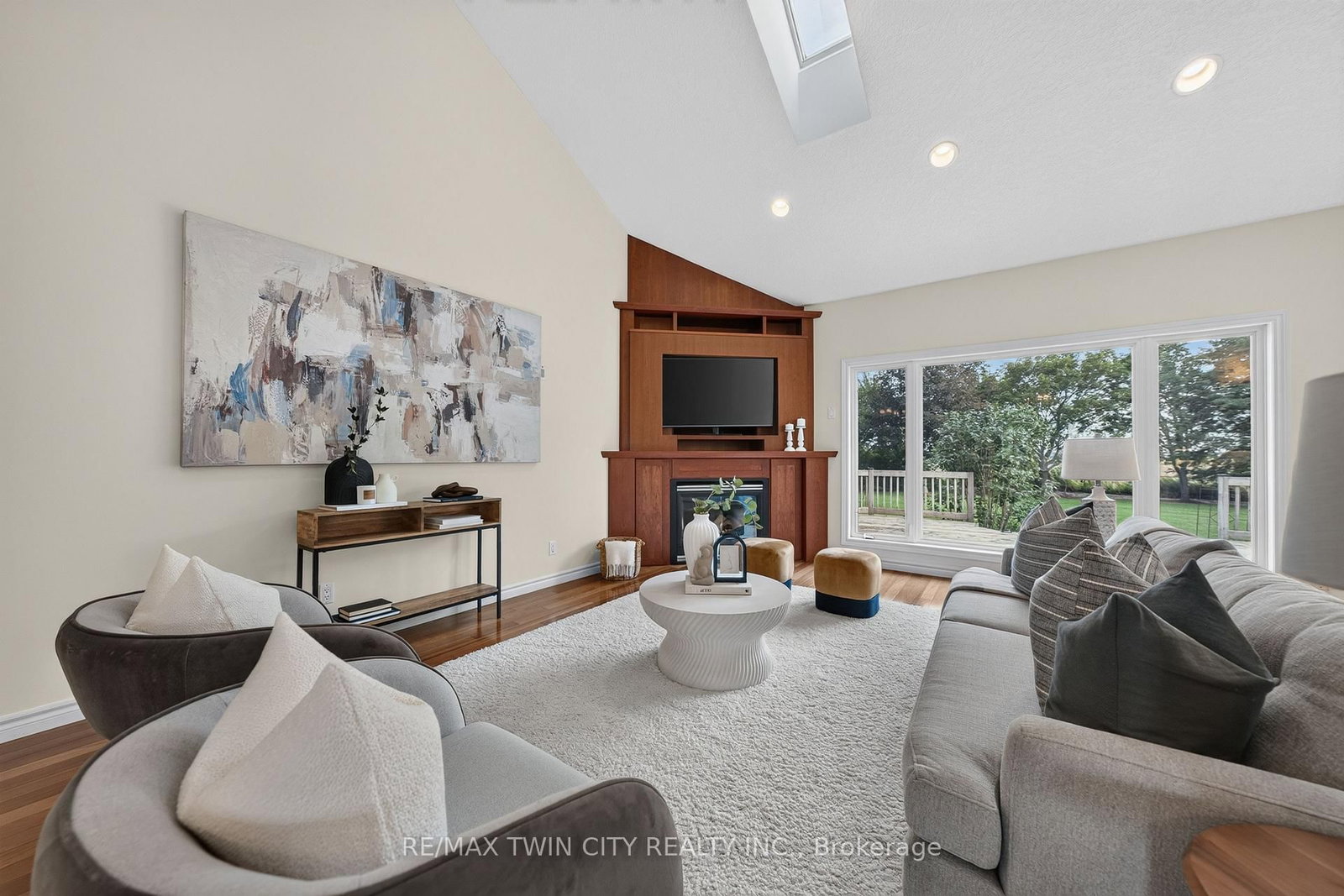 26 Weberlyn Crescent • Woolwich, ON photo 12