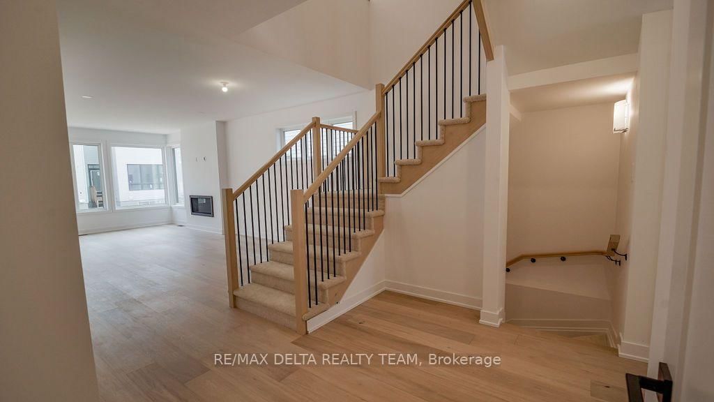 504 Tenor Rdge, Ottawa, view 13