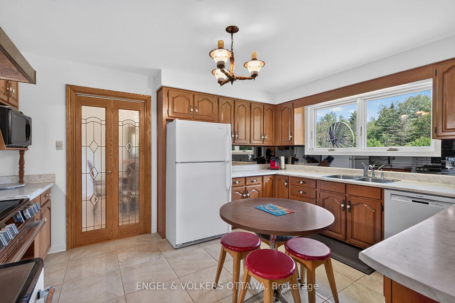 760 Kerwin Road • Ottawa, ON photo 10
