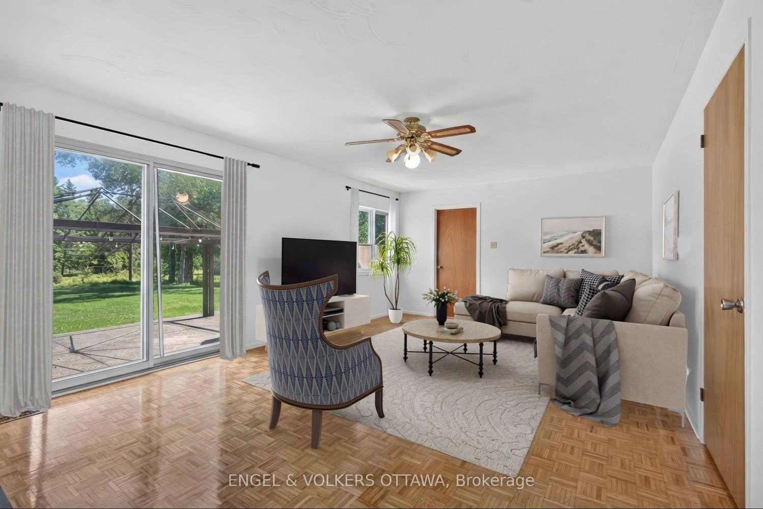 760 Kerwin Road • Ottawa, ON photo 15