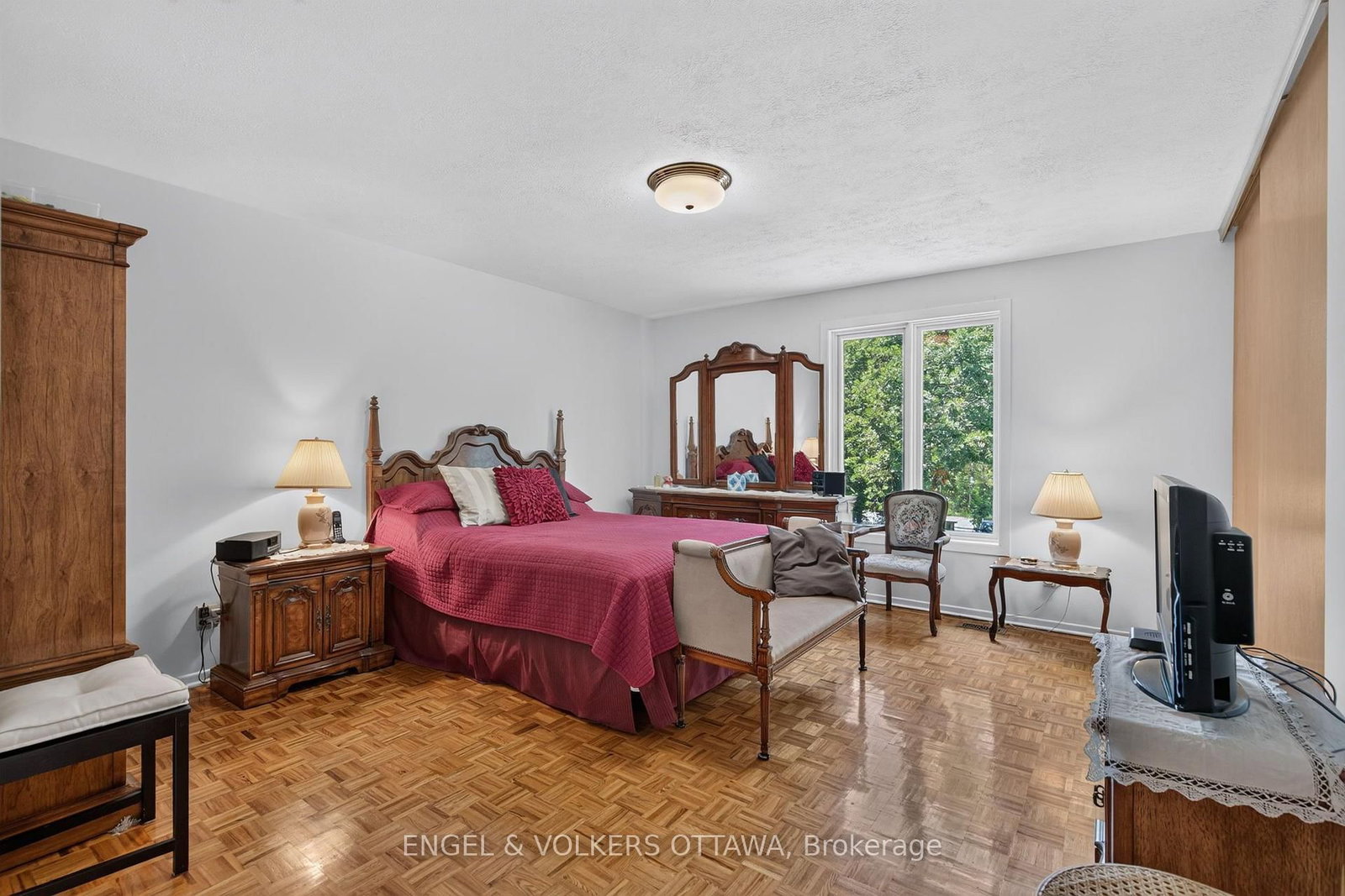 760 Kerwin Road • Ottawa, ON photo 18