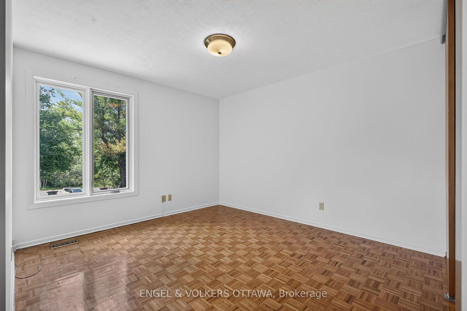 760 Kerwin Road • Ottawa, ON photo 26