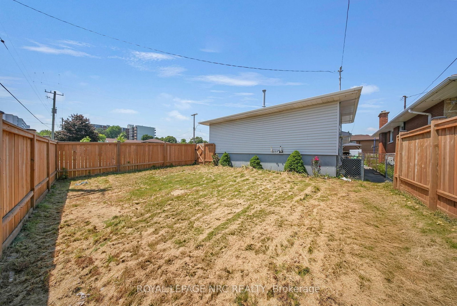 35 Eugene Street • Hamilton, ON photo 37