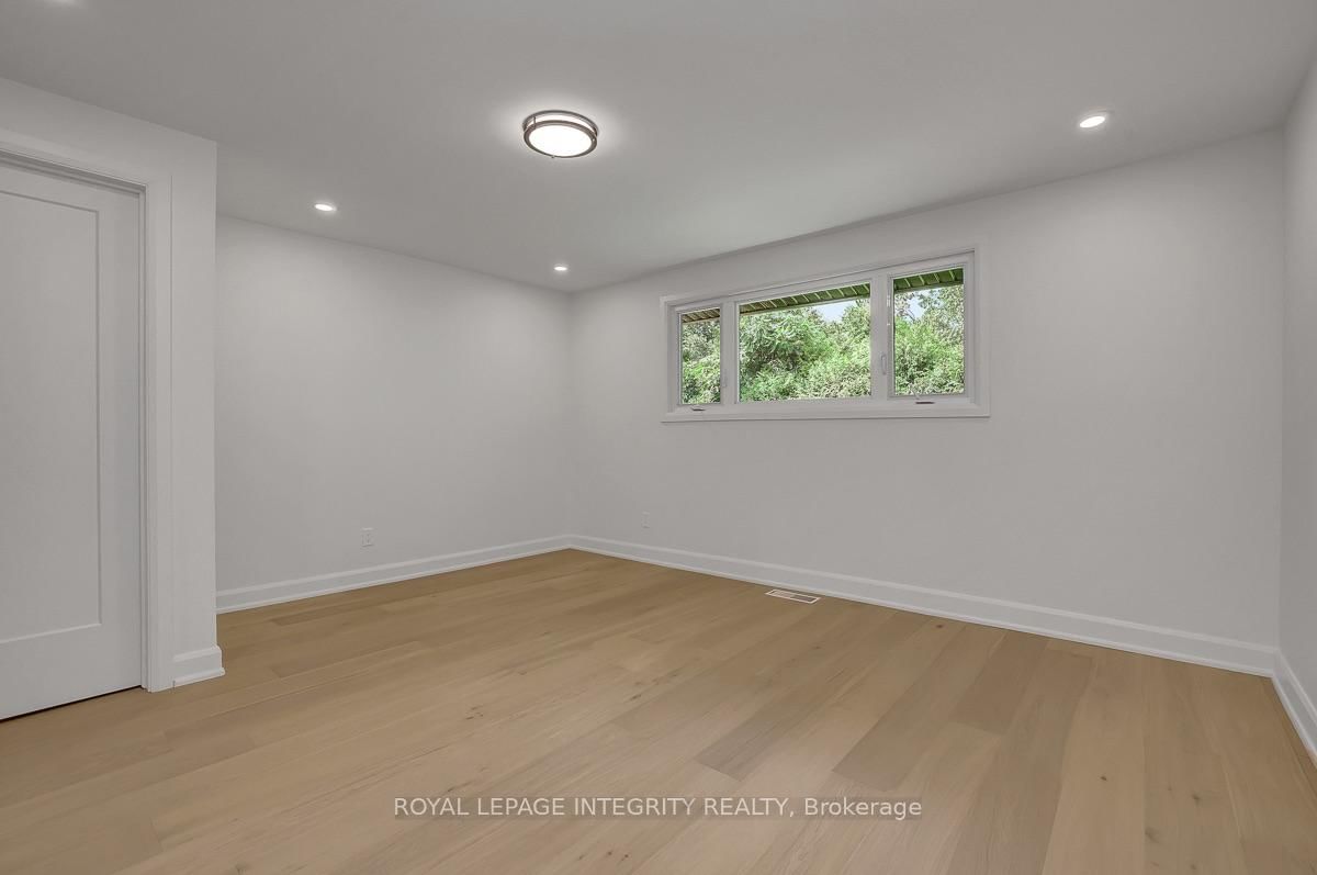 8 Brian Crescent • Ottawa, ON photo 21