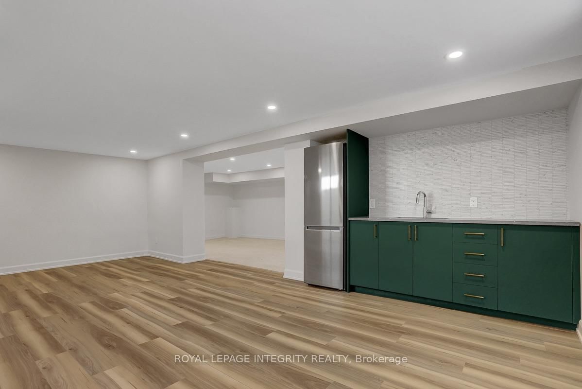 8 Brian Crescent • Ottawa, ON photo 38