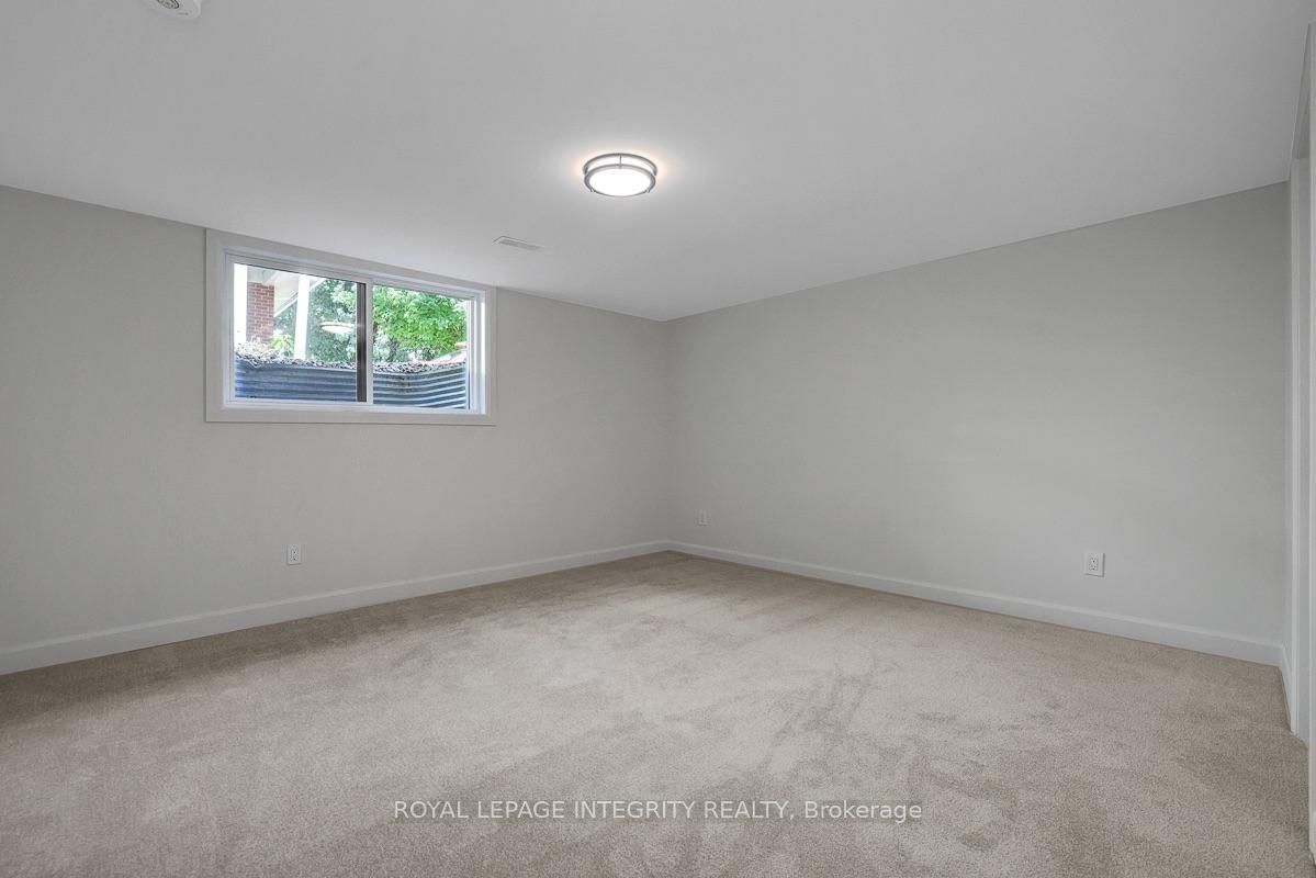 8 Brian Crescent • Ottawa, ON photo 41