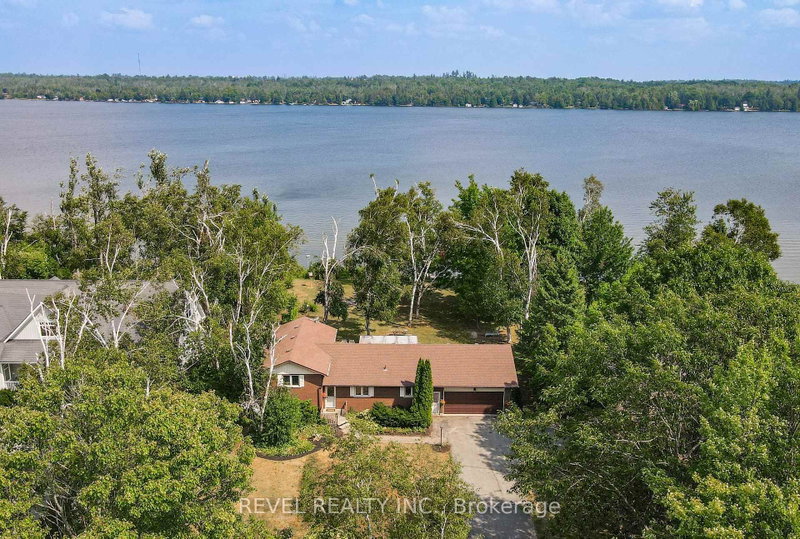 126 Pinewood Boulevard