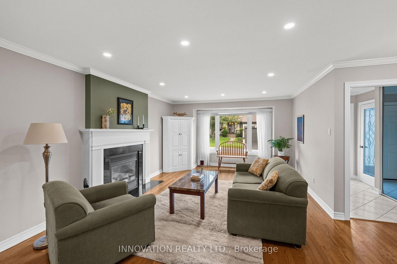 23 Glen Abbey Crescent • Ottawa, ON photo 5
