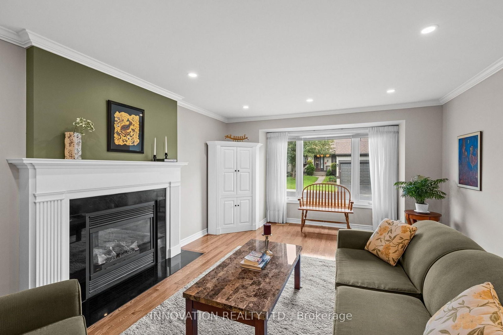 23 Glen Abbey Crescent • Ottawa, ON photo 6