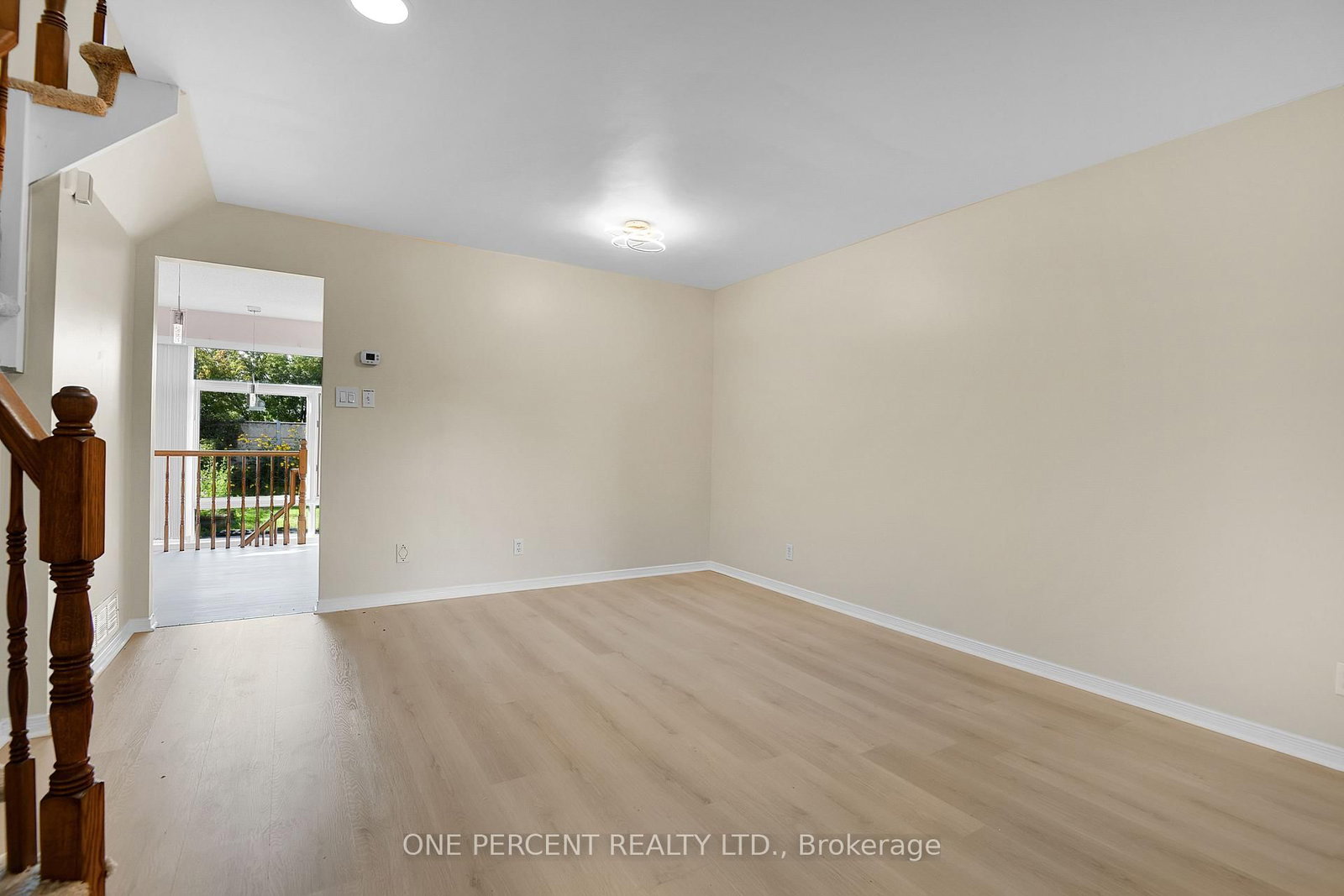 70 Montana Way • Nepean, ON photo 8