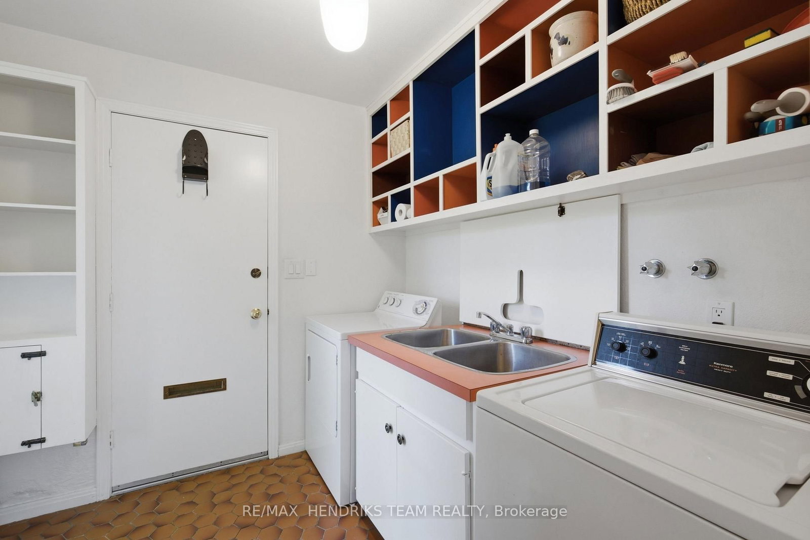 10 Vergorda Circle • St. Catharines, ON photo 22