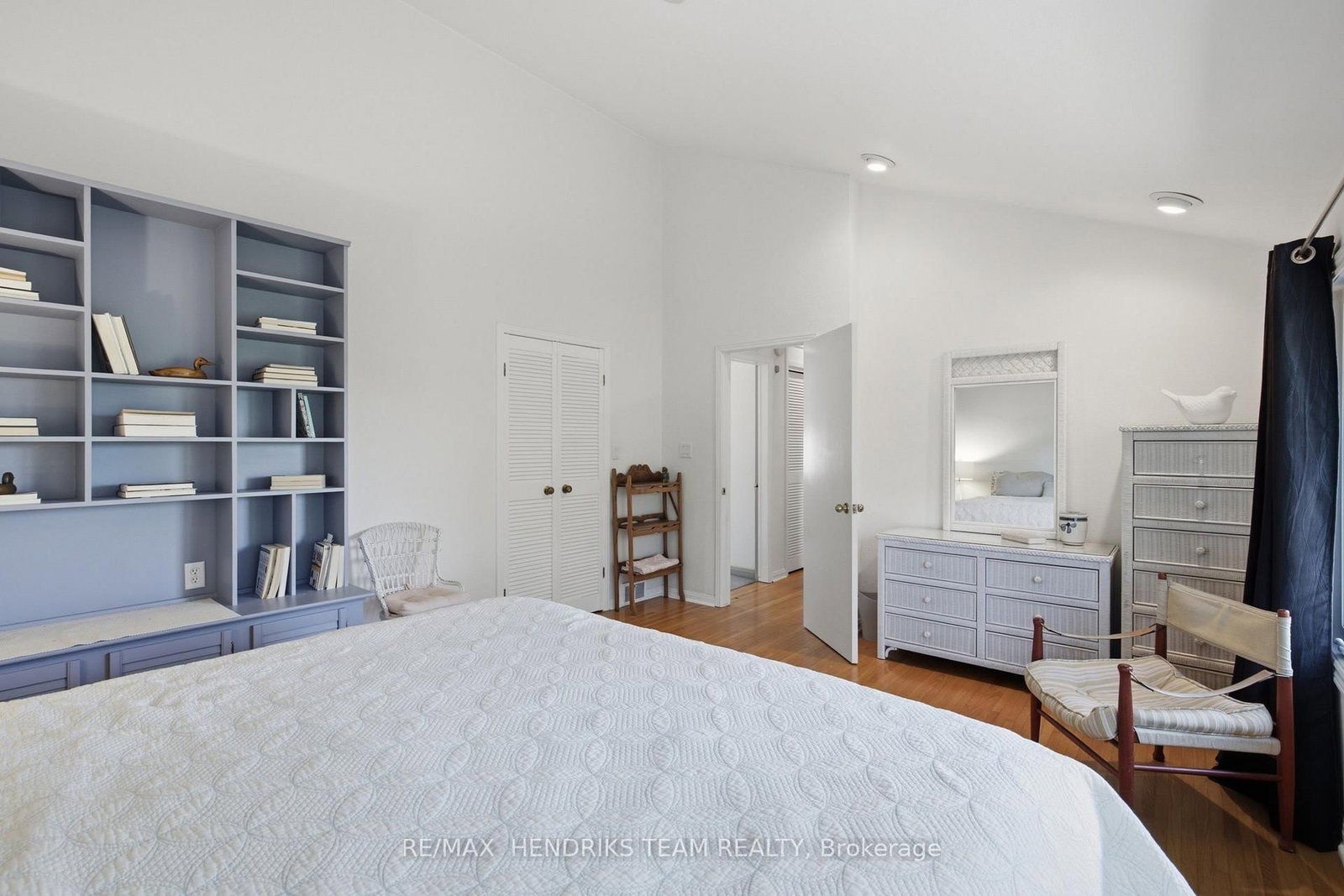 10 Vergorda Circle • St. Catharines, ON photo 25