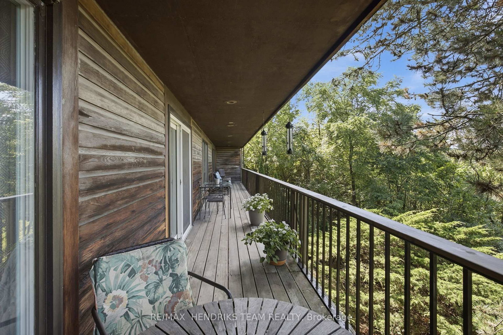 10 Vergorda Circle • St. Catharines, ON photo 38