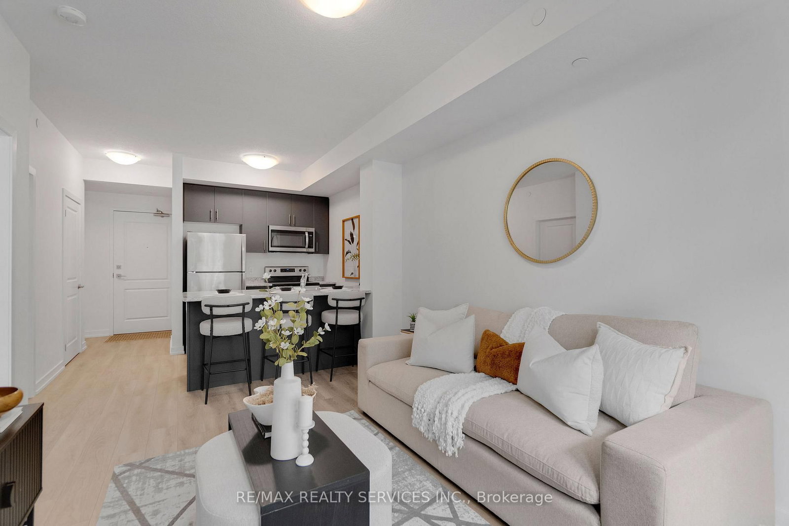5055 Greenlane Road • #136 • Lincoln, ON photo 1