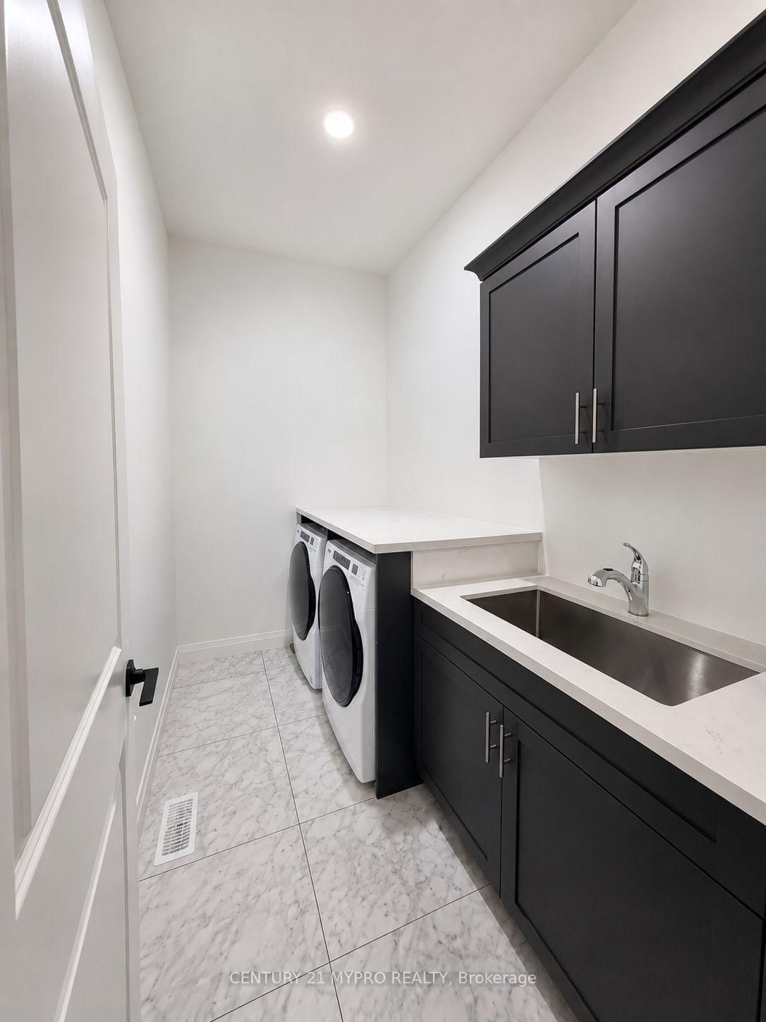 41 Schmidt Way • Quinte West, ON photo 13