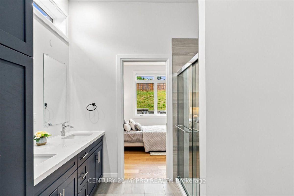 41 Schmidt Way • Quinte West, ON photo 18