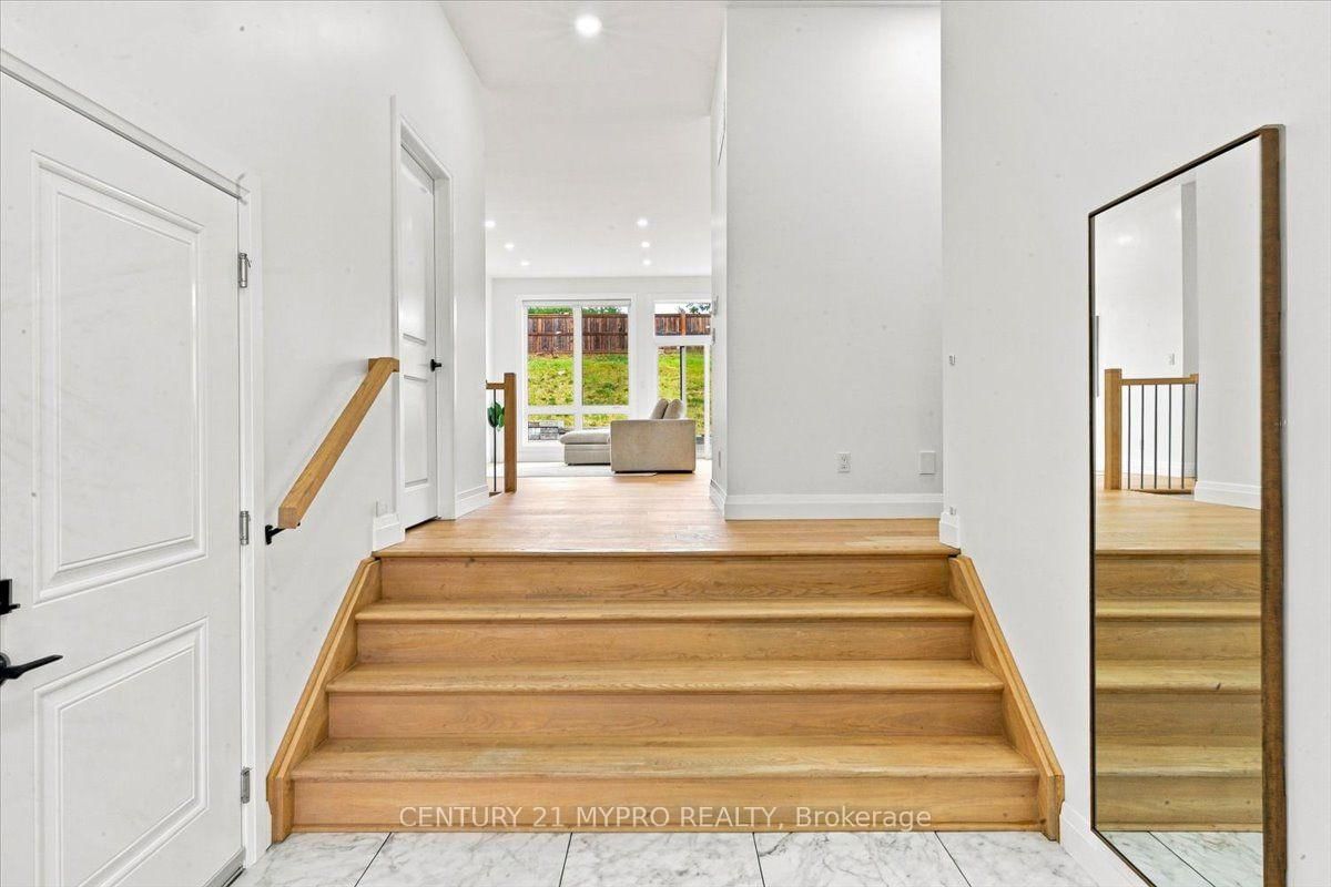 41 Schmidt Way • Quinte West, ON photo 3
