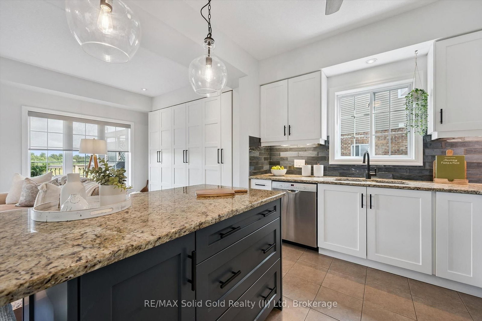 952 Eden Oak Court • Kitchener, ON photo 11