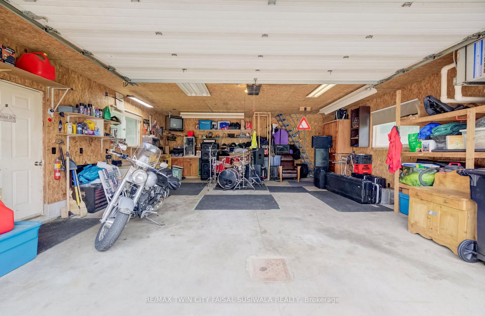 44 Oakwood Drive • Cambridge, ON photo 13